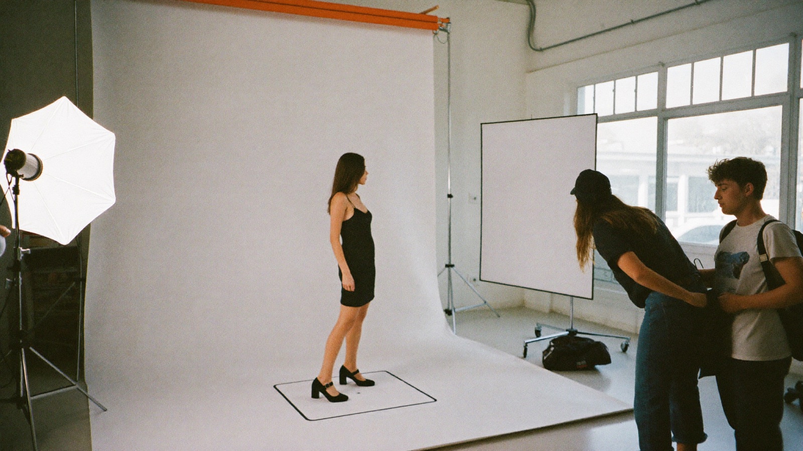 Talento en sesión editorial